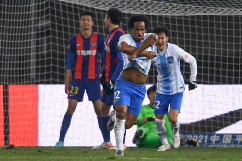  教练临场变阵助球队逆转取胜