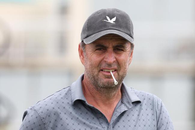  英格兰足总杯黑马逆袭淘汰豪门