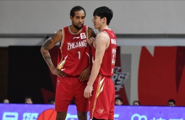  CBA季后赛首轮，广东大胜浙江晋级