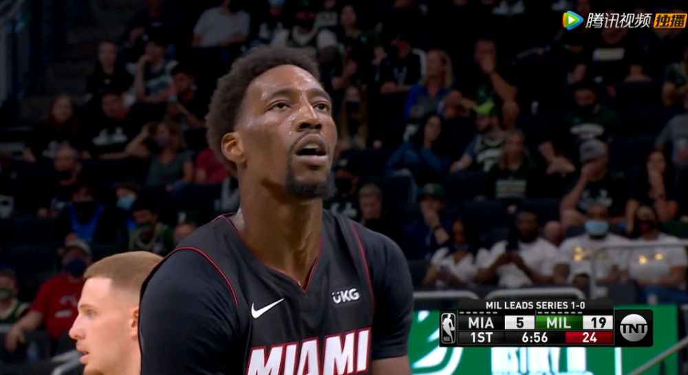  米切尔三分如雨骑士浇灭热火攻势