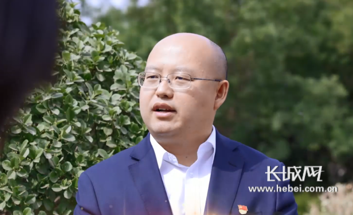  电竞高校联赛开赛学子热血征战  